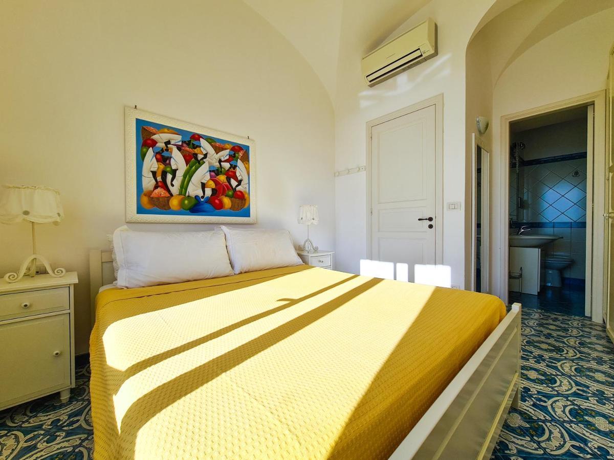 Il Dipinto Apartment Capri Luaran gambar
