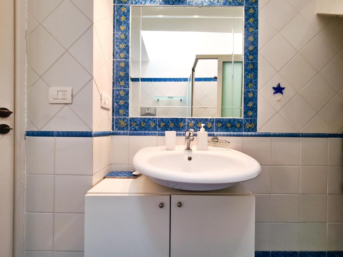 Il Dipinto Apartment Capri Luaran gambar